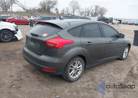 2015 Ford Focus Se z USA, uszkodzony, nr VIN 1FADP3K24FL318942